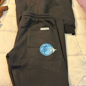 Totes&carry jogger suit